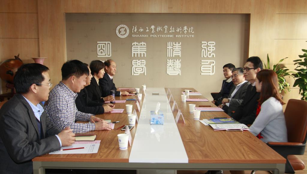 我院与欧姆龙集团举行校企深度合作座谈会